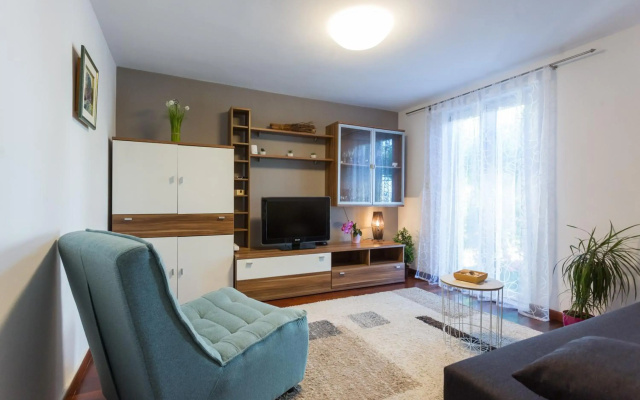 Apartments Lidija - see view with private hot tub and split level apartment with garden