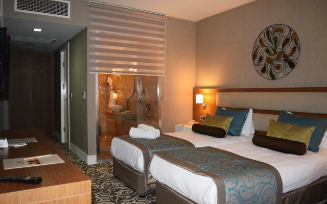 Pera Center Hotel