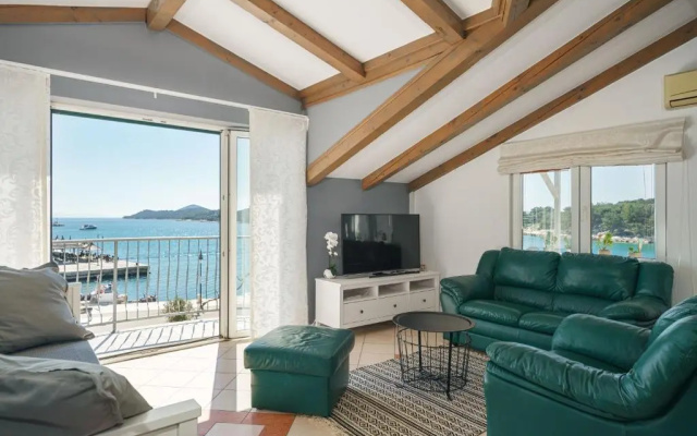 Apartments by the sea Tribunj, Vodice - 4174