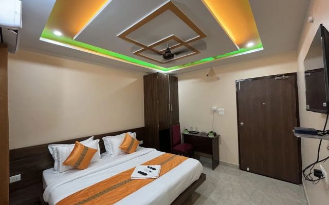 Orchid Petal Nandini Grand