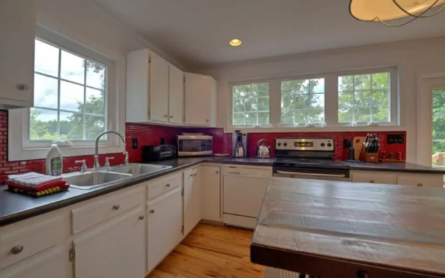 Serenity Now - 3 Br Home
