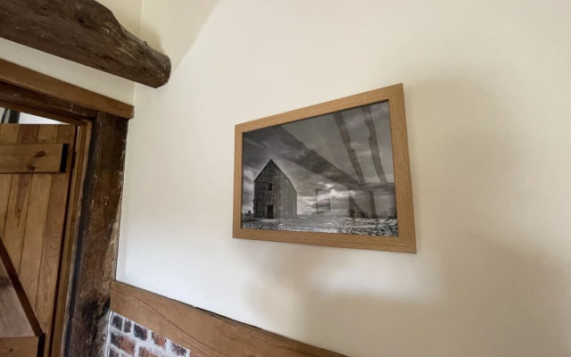 The Cow Shed - Sleeps 4, Parking & Pet Friendly