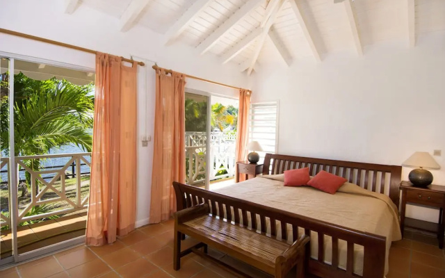 Villa Coralita 4 Br villa by RedAwning