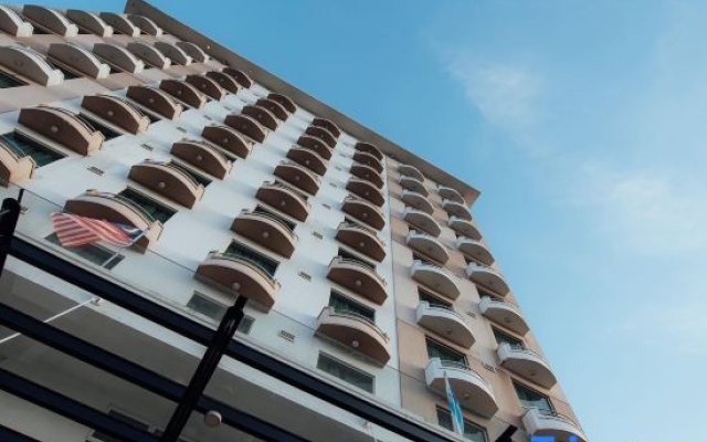 LA Hotel