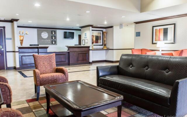 Comfort Inn Suites Maingate South In Four Corners United States