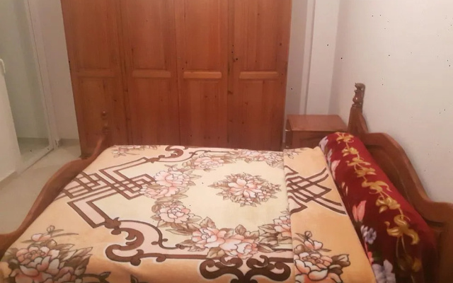 Shakkaar's home