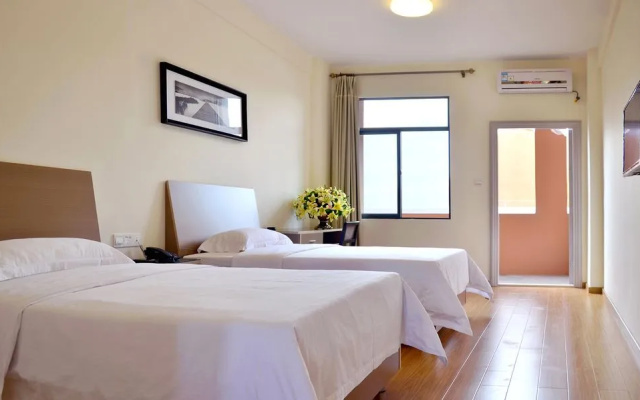 Dongguan Silverworld Express Hotel