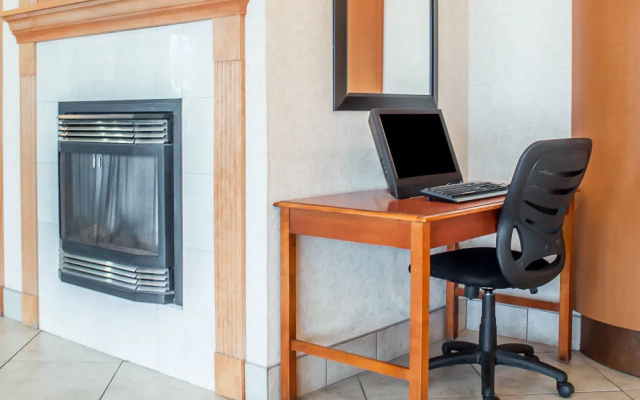 Quality Inn & Suites Vestal Binghamton