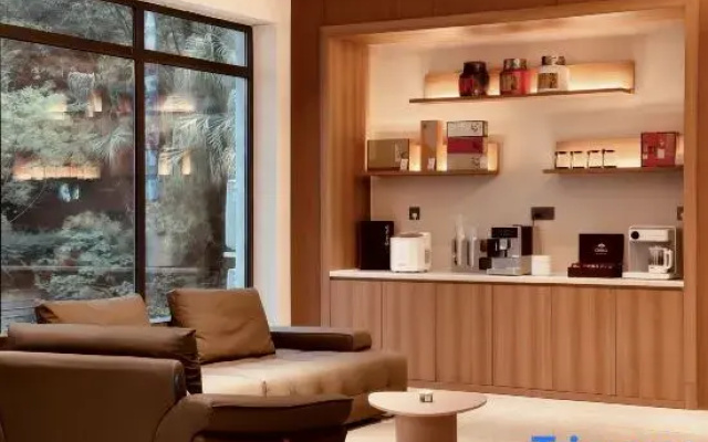 JoyInn Hotel (DongPo Impression Street Minhe Delicacy Area)