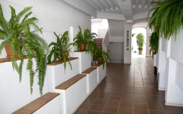 Luxury 1 Bedroom Apartment Next To The Casino