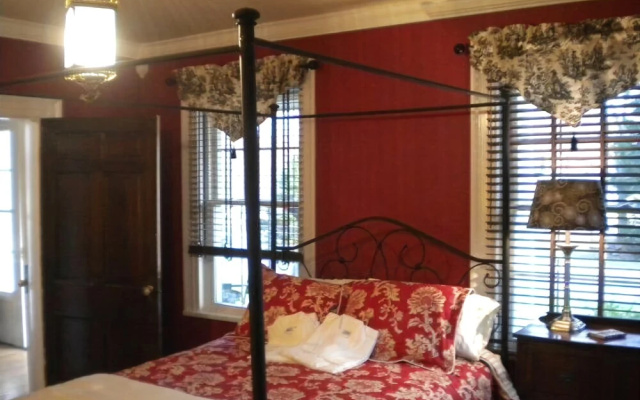 VanWinkle Inn
