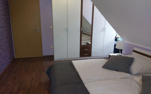 Ferienwohnung Resit 2