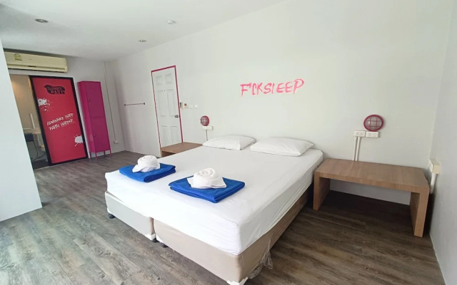 Slumber Party Surf Kata Phuket