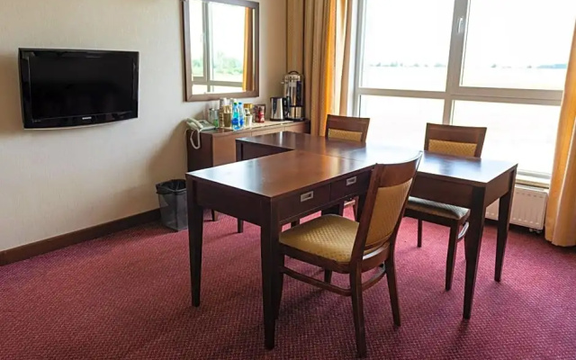 Hotel Lotos MOP Oleśnica Mała