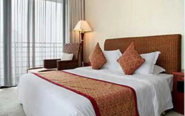 88 Eiling Park Hotel