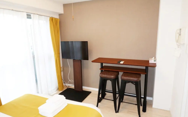 Rlis House Namba