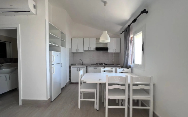 Kamarina Resort