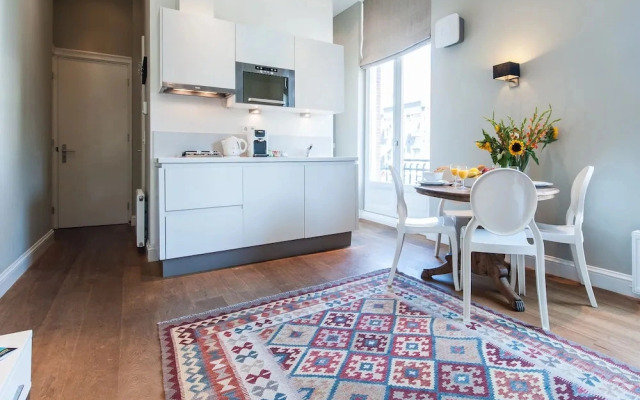 Vondelpark Apartment Suites