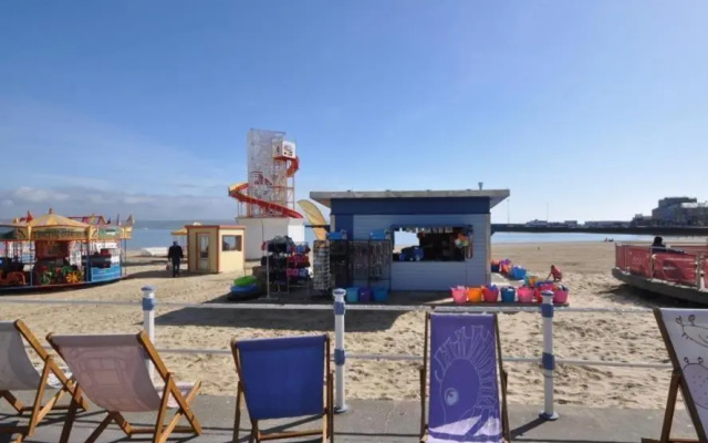Beach View Apartment 4