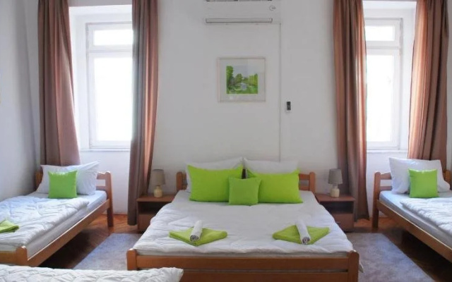 Lamie Guesthouse