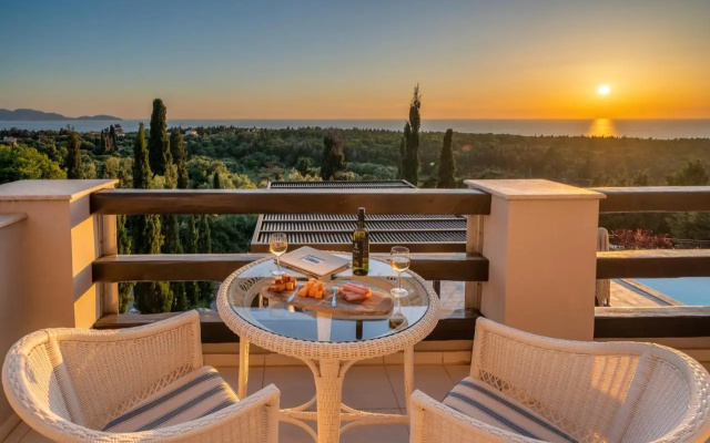 Hidden Luxury Gem Of Kefalonia ~ Villa Karmaniolos