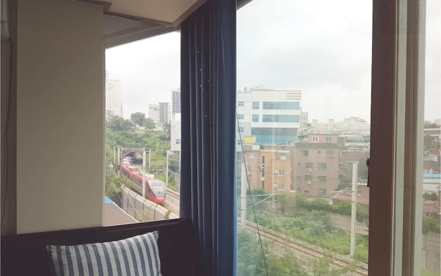 Takustay Sinchon