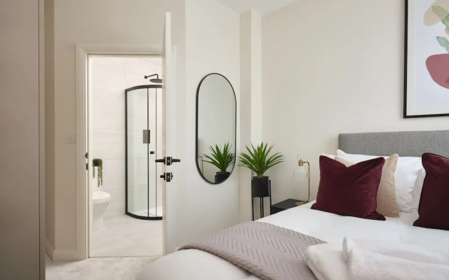 Fulham  Hestercombe House by Viridian Apartments