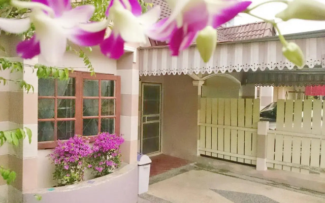 Village House PM 12