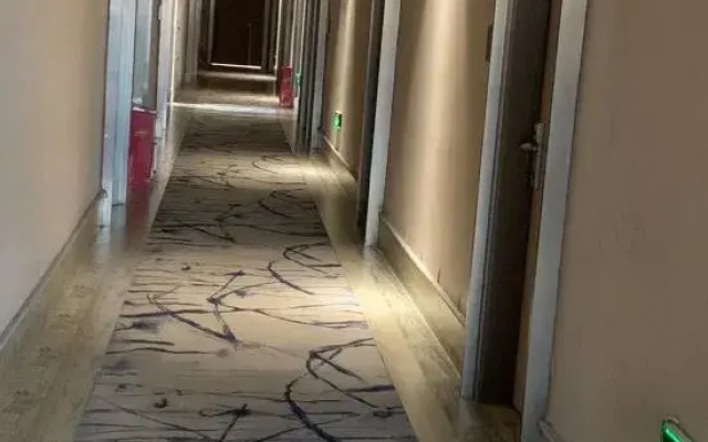 LinQuan Spring Garden Hotel
