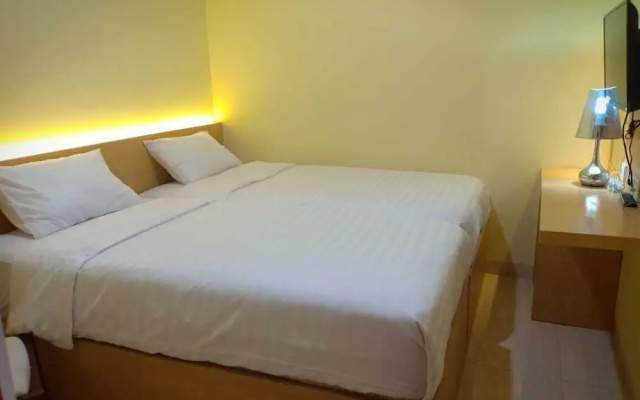 Merlin Hotel