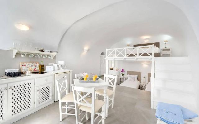 Aris Caves Hotel