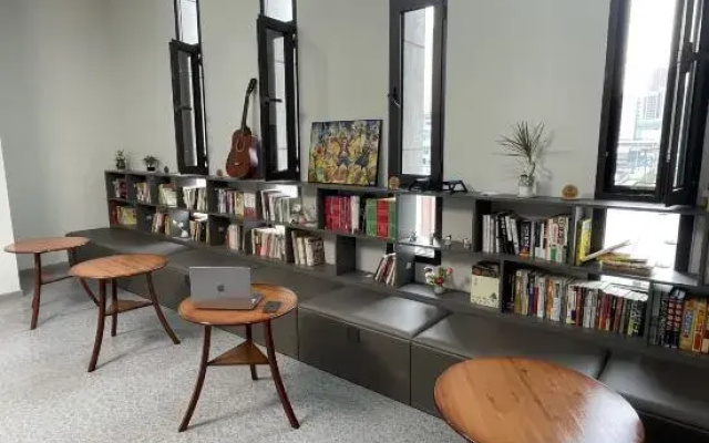 Taiyuan Qiluo Youth Hostel (Wuyi Square)
