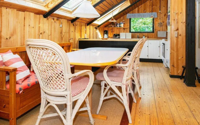 Cozy Holiday Home in Glesborg near Sea
