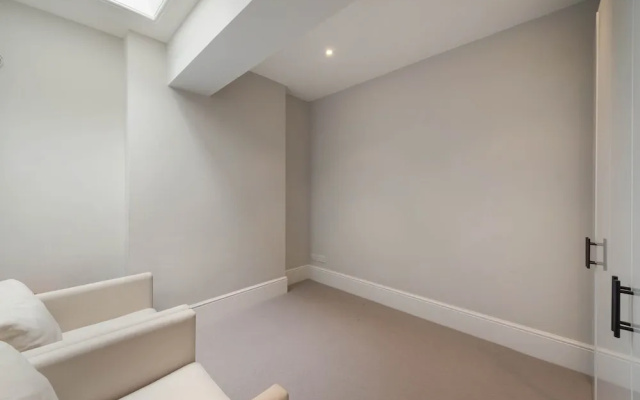 Cadogan Square - 3 bed