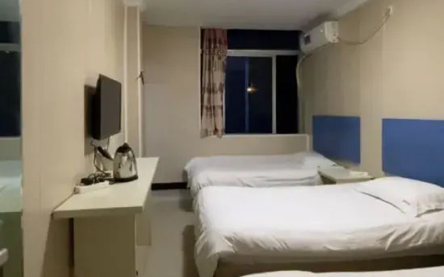 Shanghai Nicheng Oriental Hotel