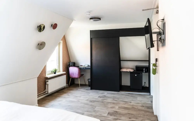 Hotel De Valk