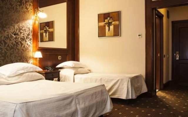 Hotel Select