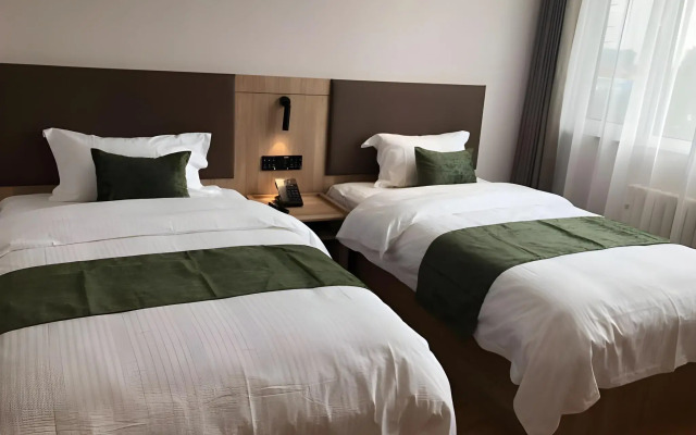 GreenTree Inn Express Qingdao Laixi High-Speed Railway Station Shenzhen Road