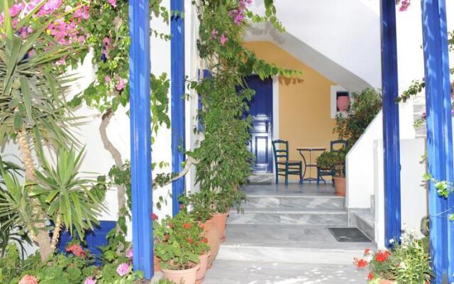 Отель Proteas Hotel Греция, Остров Санторини - отзывы, цены и фото номеров - забронировать отель Proteas Hotel онлайн вид на фасад