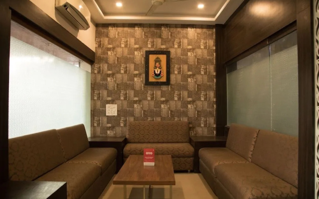 OYO 10023 Hotel Satya