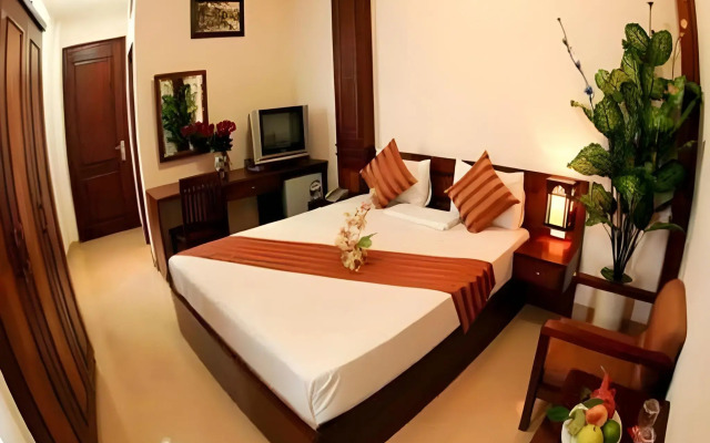 Hanoi Street Hotel