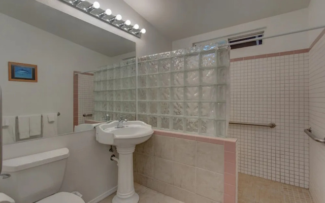 Hale Iolani Ohana 1 Bedroom Home