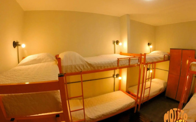 Mojito Hostel