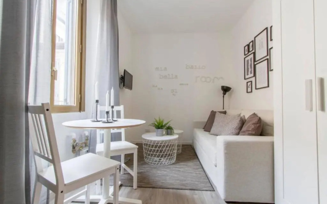 Compact and charming studio Porta Venezia