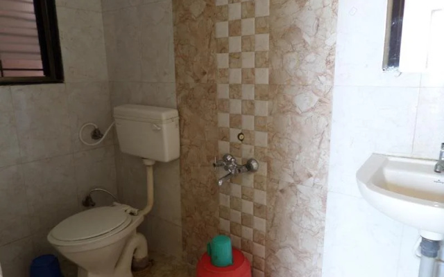 Hotel Shiv Palace Lodging