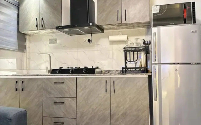Luxurious Abuja Apartment With Private Entrance & Central AC