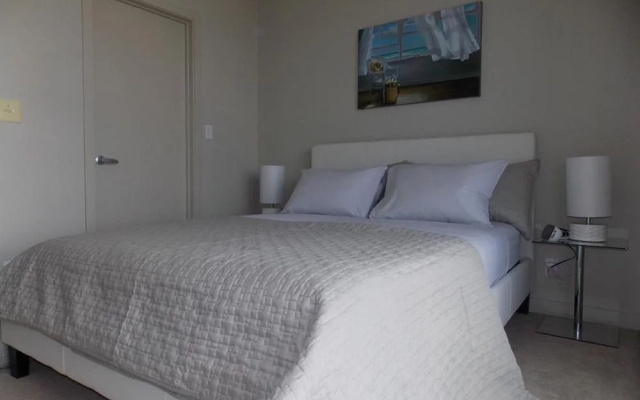 Fastlane Suites Rouleau