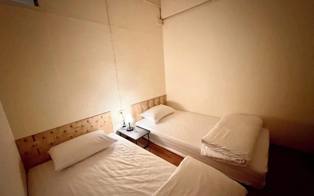 The Lab Sleep Hostel