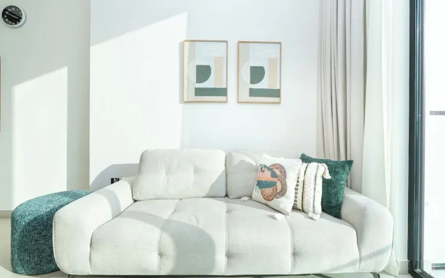 PVH - Serene 1BR - Binghatti House