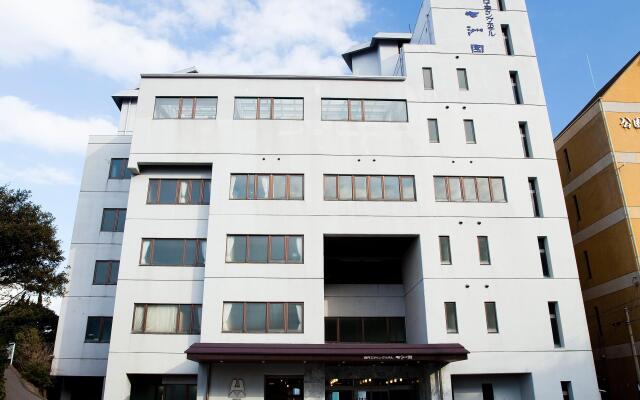 Bay Resort Hotel Naruto Kaigetsu Минамиавадзи вид на фасад